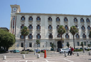 Palazzo_della_Provincia_di_Salerno